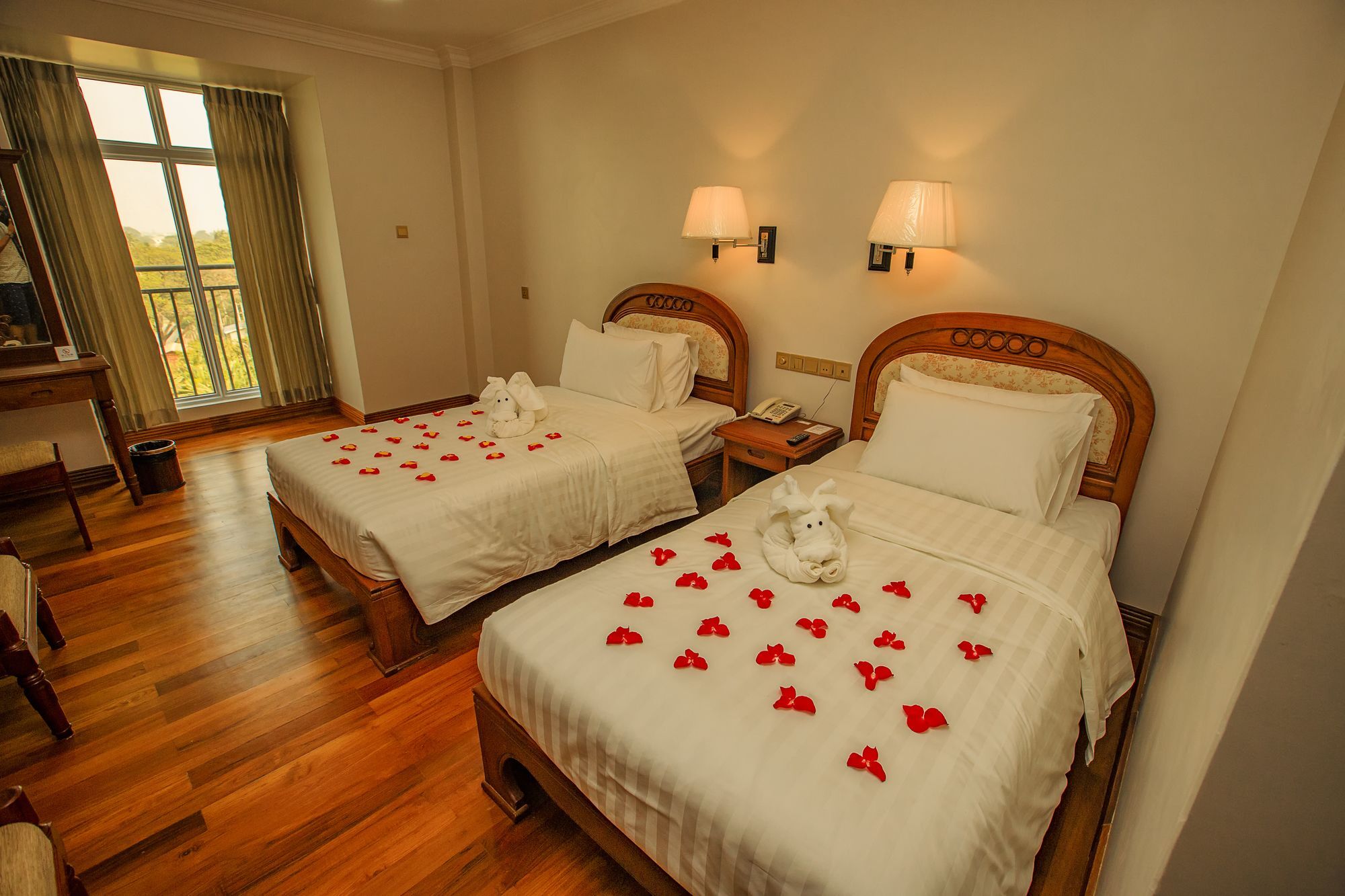 Mandalay Lodge Hotel Eksteriør bilde